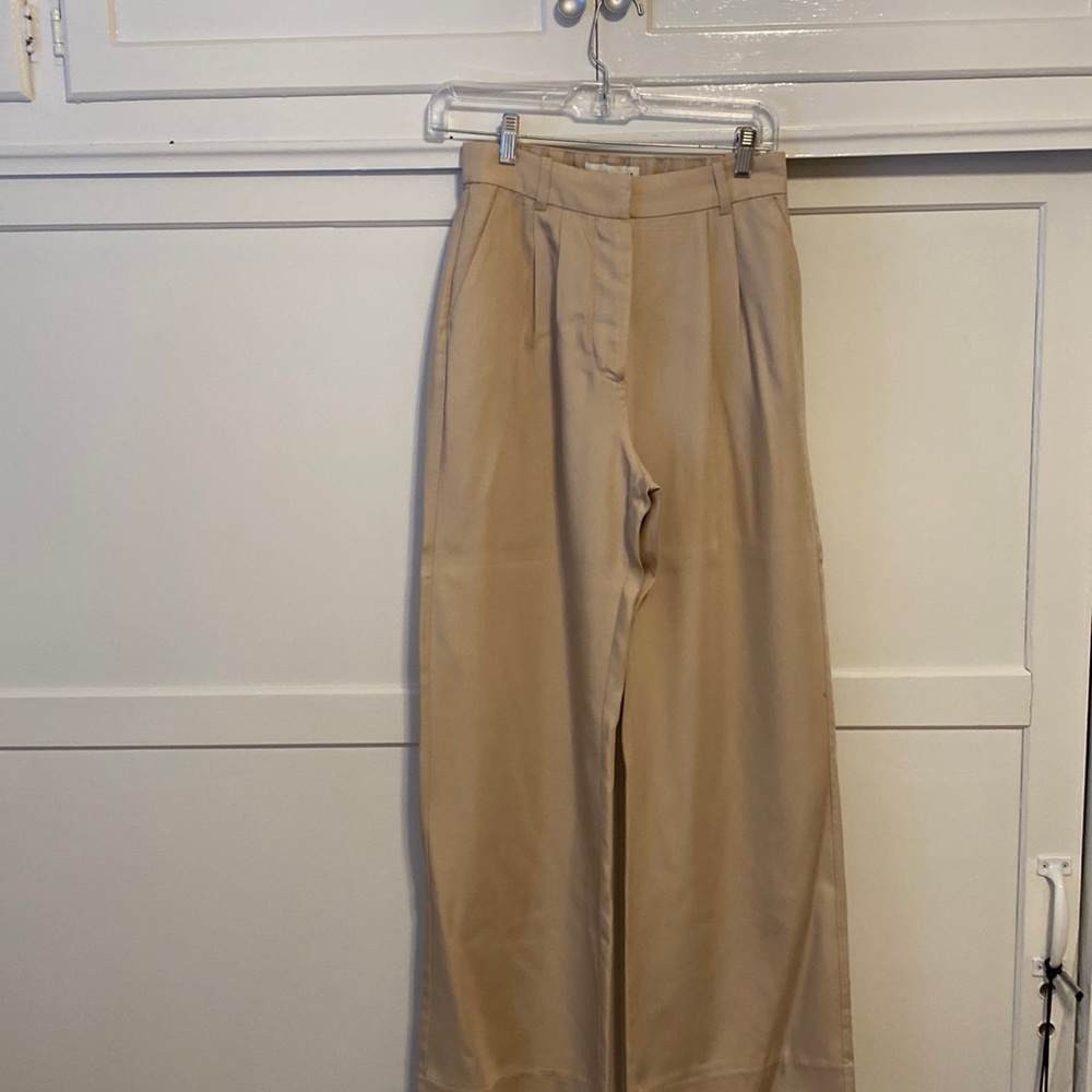 Abercrombie and Fitch wide-leg trouser pants. Worn once.